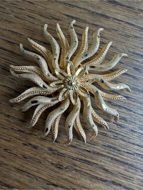 Stunning Vintage Mid-Century Modern Signed CFW Gold-Tone Sunburst Brooch